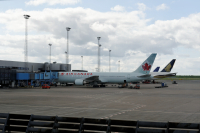 Air Canada Flight AC 883 klar ved Gaten i Københavns Lufthavn Kastrup.